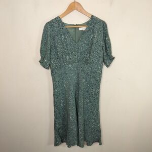 Ann Taylor LOFT Floral Dress Short Sleeve V Neck A- Line